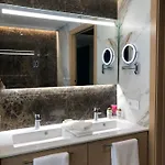 Marques Petit Premium Апартаменты