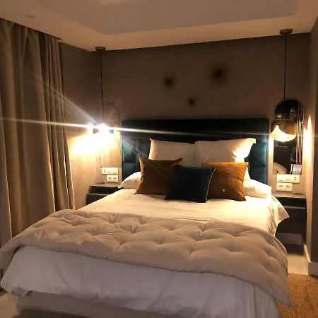 Marques Petit Premium * Dénia