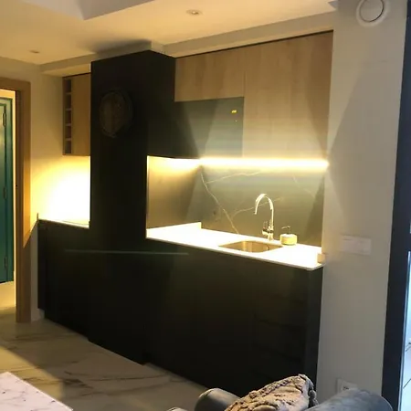 Marques Petit Premium